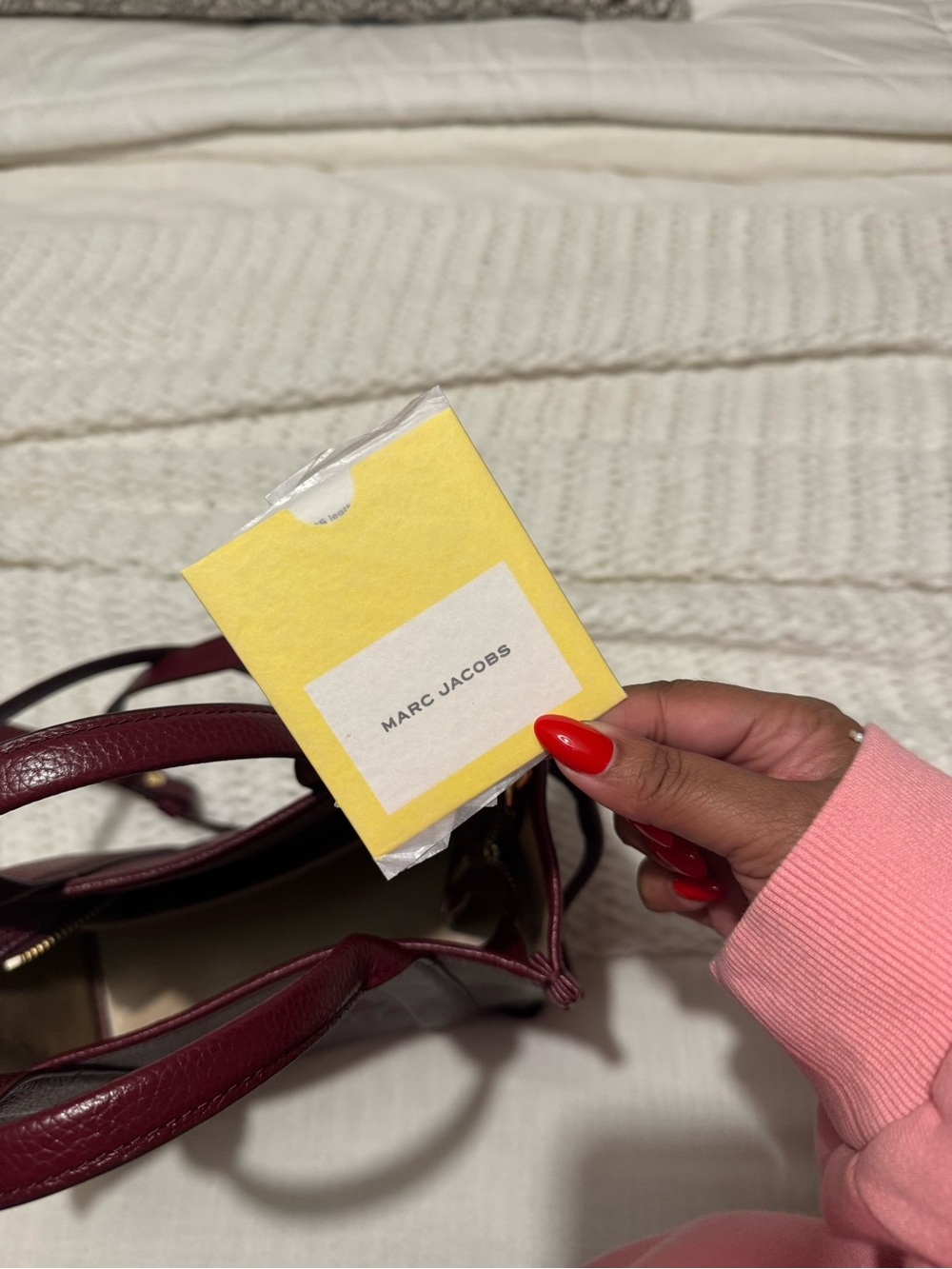 Marc Jacobs Small 'The Tote' Leather bag in “Cherry” (Burgundy) - Picture 7 of 10